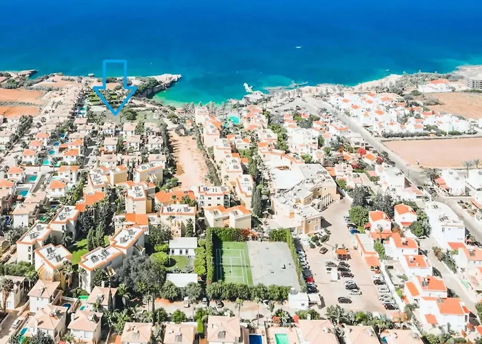 Villa Oceania - Beachfront